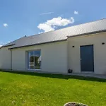 Casa de Férias La Petite Maison De Littry Parking
