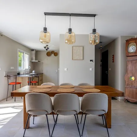 Holiday home La Petite Maison De Littry Parking *