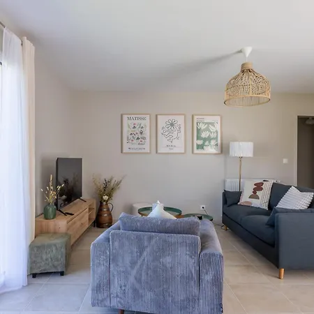 Vakantiehuis La Petite Maison De Littryn Parking