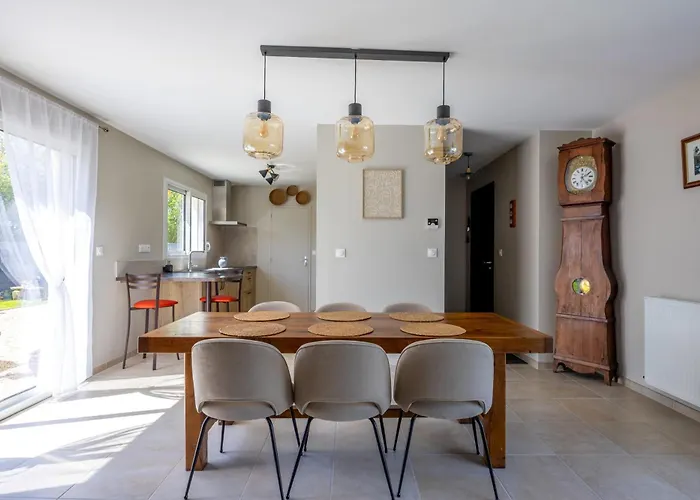 Holiday home La Petite Maison De Littry Parking *