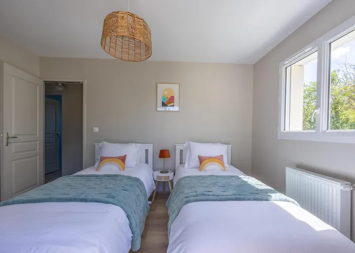 La Petite Maison De Littry Parking